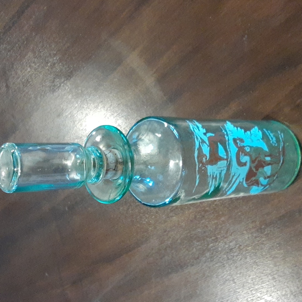 Vintage collectible decanter/ liquor bottle